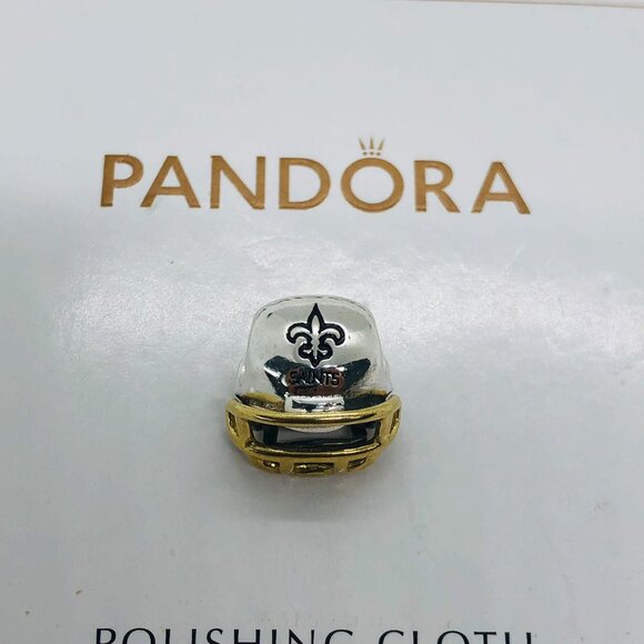 🌞📖Pandora Football Helmet NFL New Orleans Saints Charm - Picture 1 of 5